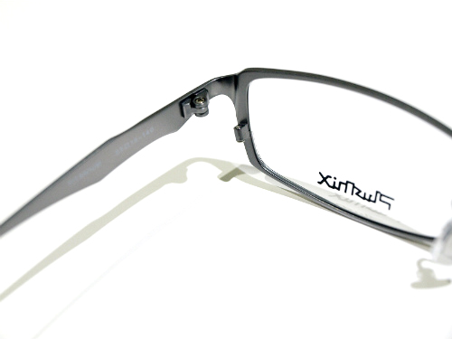 プラスミックス(plusmix)のメガネ